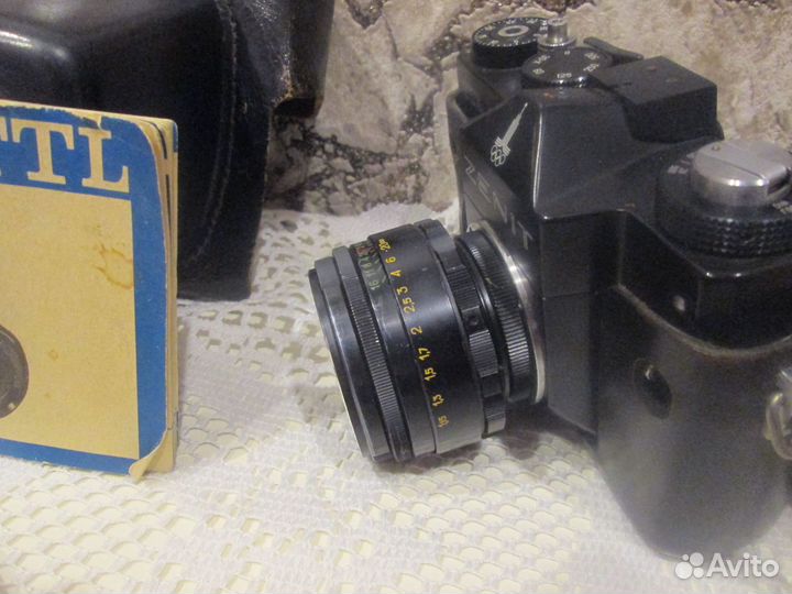 Плёночный фотоаппарат СССР. Zenith ttl Helios 44 M