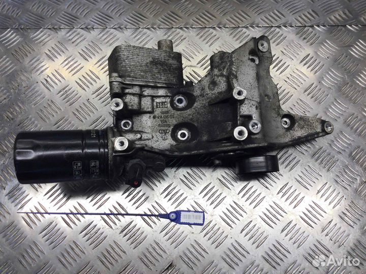 Корпус масляного фильтра Volkswagen Tiguan caw