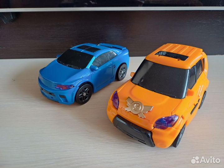 Трансформер Тобот Титан