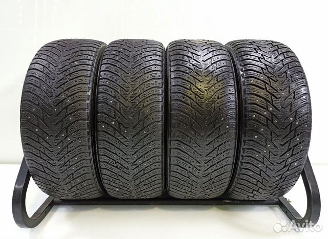 Nokian Tyres Hakkapeliitta 8 225/55 R17