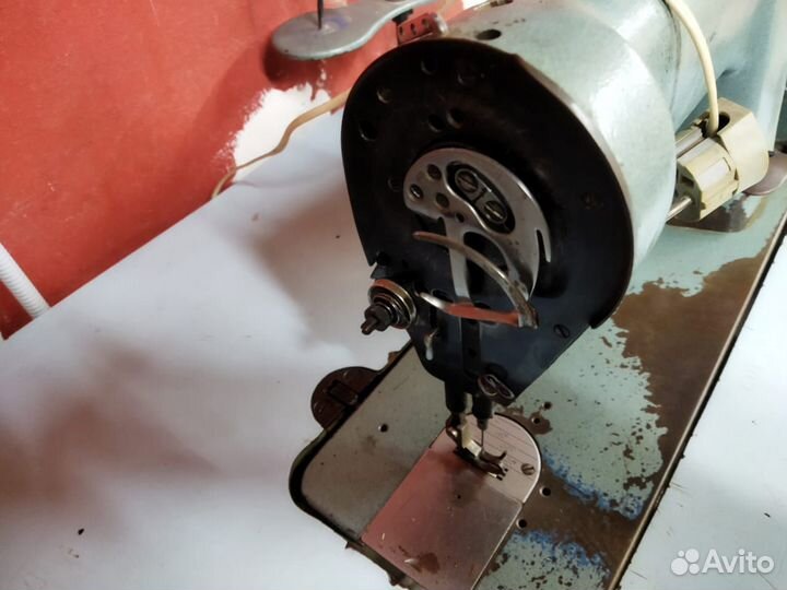 Швейная машинка