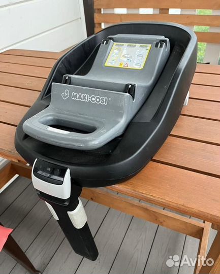 Автолюлька maxi cosi с базой