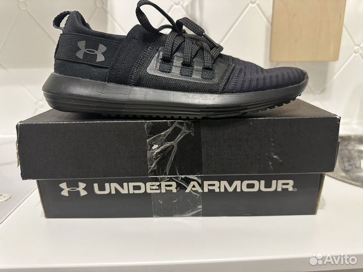Кроссовки under armour