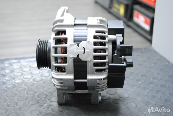 Генератор Mercedes Benz CLA200, B200 2.1 CDi 150А