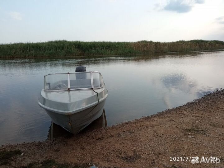 Лодка с мотором