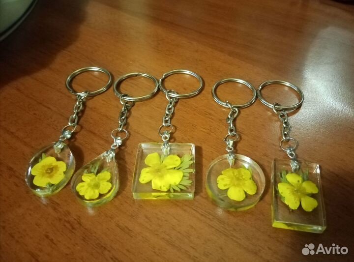 Брелки из эпоксидной смолы