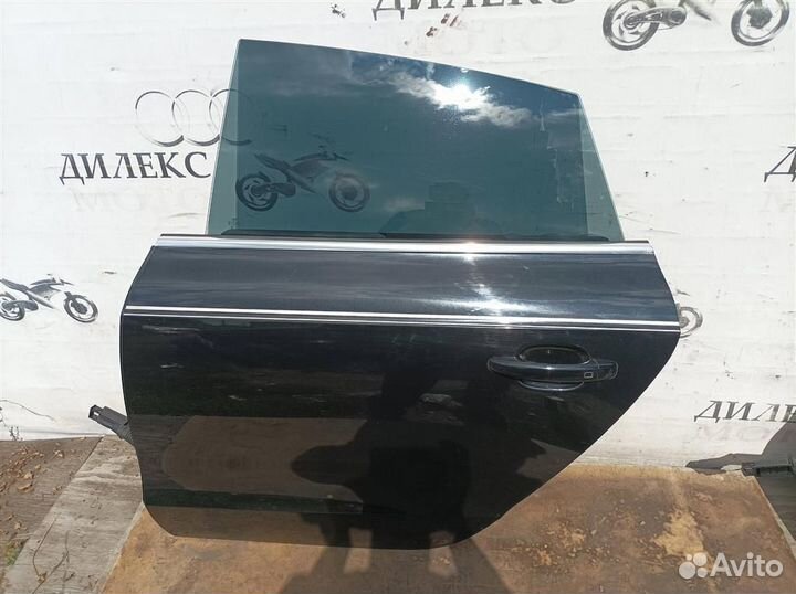 Накладка стекла заднего правого Audi A5 /S5 Coupe