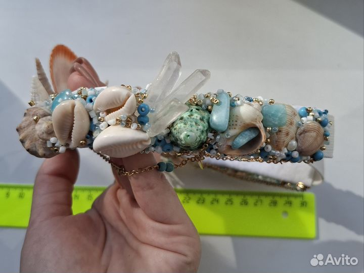 Корона из ракушек