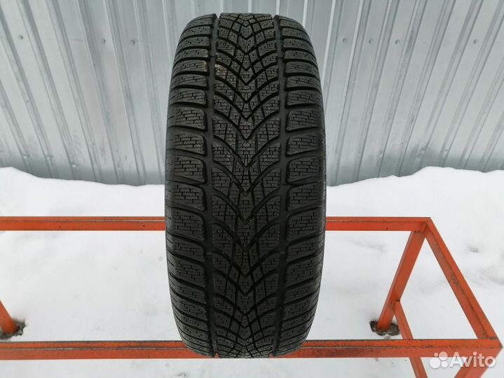 Dunlop SP Winter Sport 4D 205/50 R17 93H