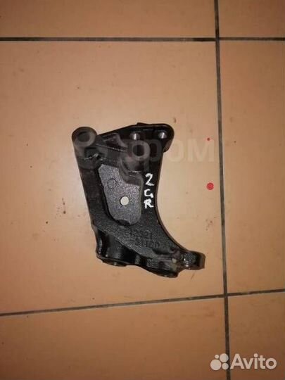 Кронштейн крепления двигателя Лексус RX350 (2GR-FE