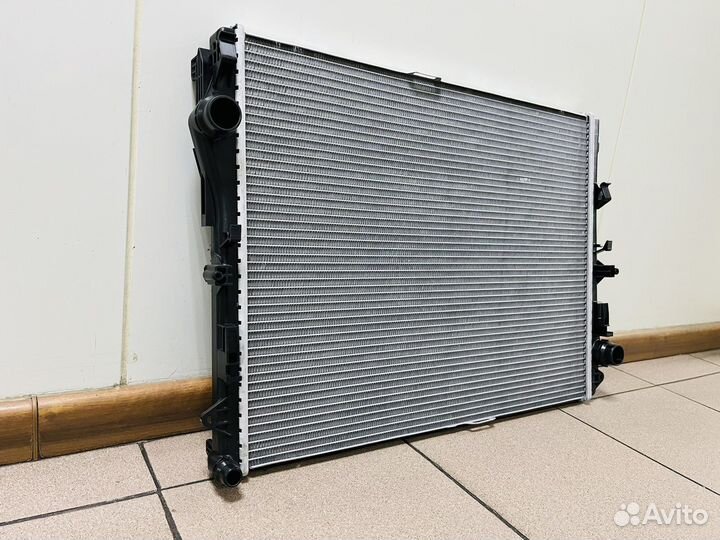 0995001803 Радиатор охлаждения Mercedes W213 W253