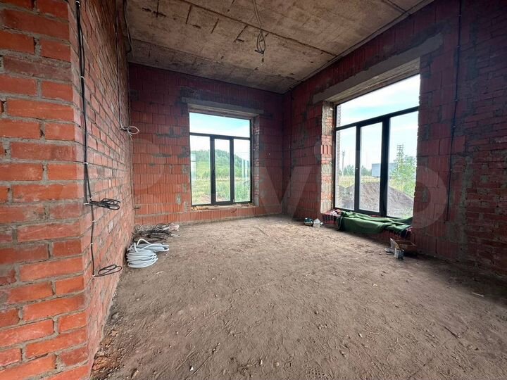 Дом 208,1 м² на участке 6 сот.