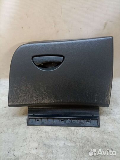 Ford focus 1 бардачек