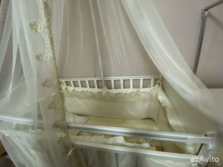 Детский кровать