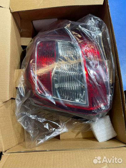Фонарь правый Renault Sandero 2 (2014-н. в. )