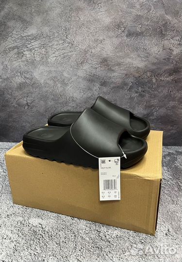 Шлепки adidas yeezy slide