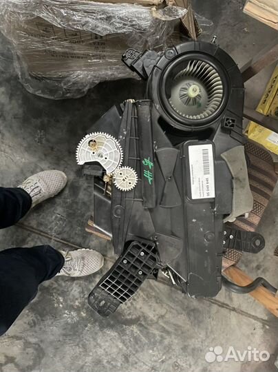 Корпус отопителя Тойота Сиенна 3