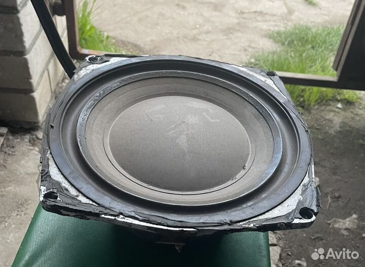 Колонки в авто