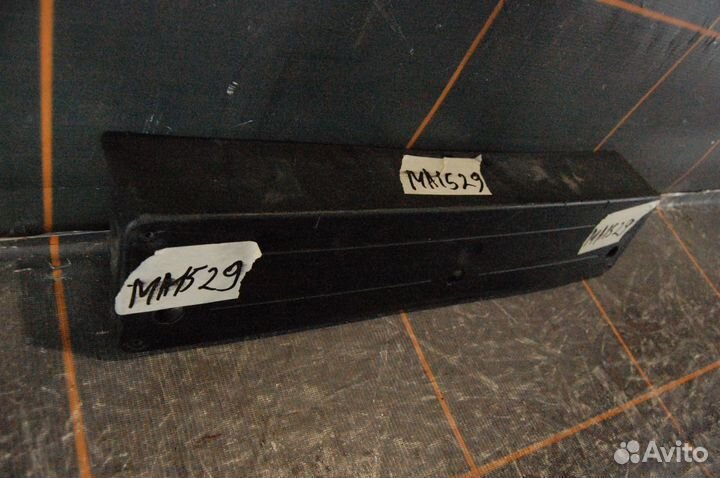 Площадка номерного знака - BMW X3 F25