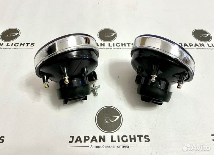 Туманки в бампер передние Toyota