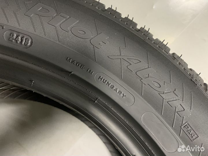 Michelin Pilot Alpin PA4 235/55 R18 104V