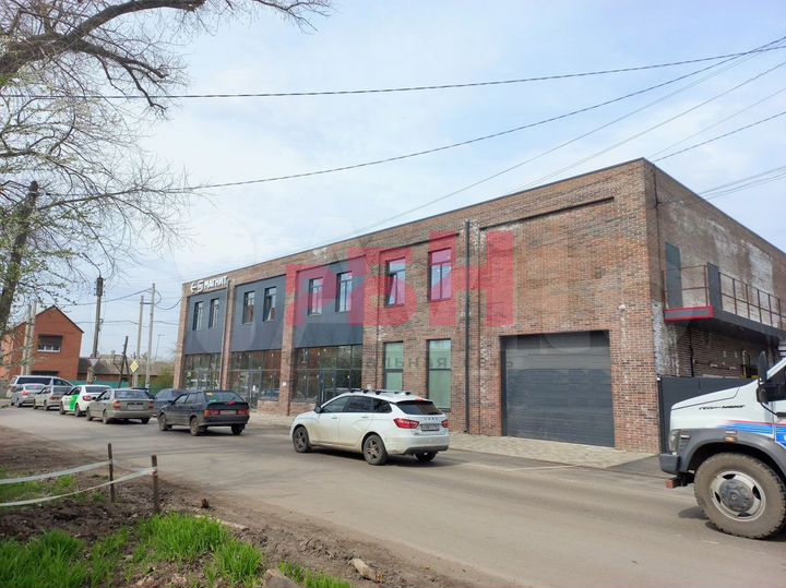 207,3 м высокий трафик, изолированный вход