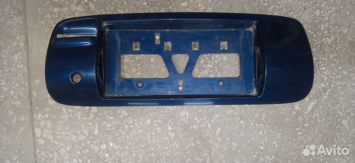 Накладка задней двери Toyota Sprinter Carib AE111