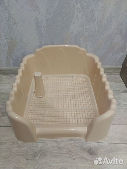 Лоток для собак со столбиком