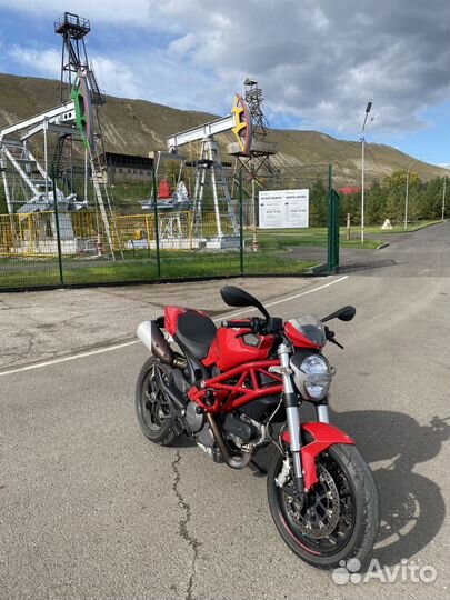 Ducati monster 796 ABS