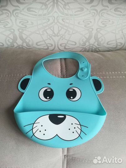 Слюнявчик силиконовый