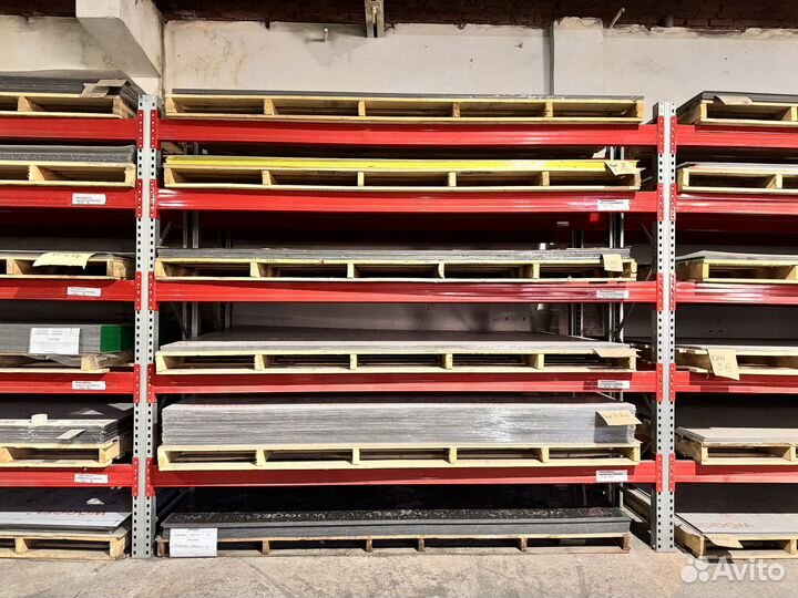 Монолитный поликарбонат