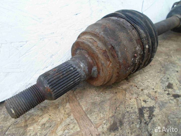 Полуось передняя L Chevrolet Silverado GMT9