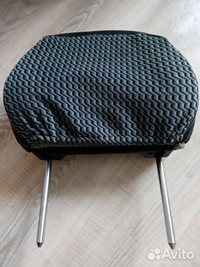 Подголовник передний 2110