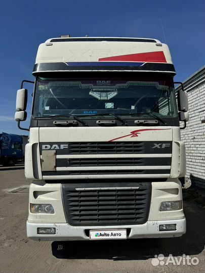 DAF 95XF430 с полуприцепом, 2004