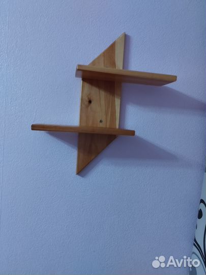 Полка настенная деревянная