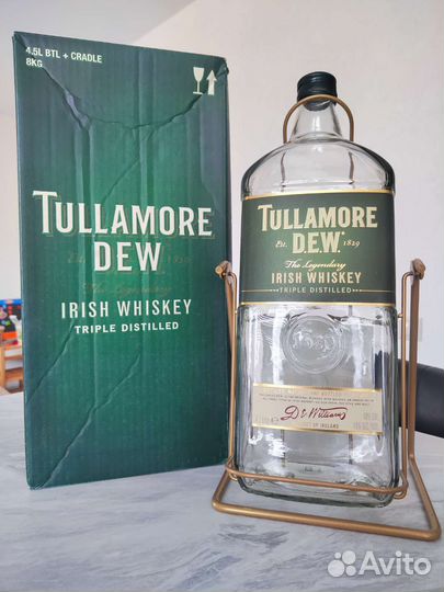 Бутылка на качелях Tullamore Dew 4,5 л