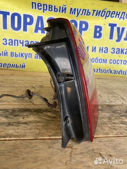 Фонарь задний правый Kia Shuma