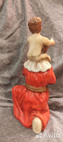 Фарфоровые статуэтки