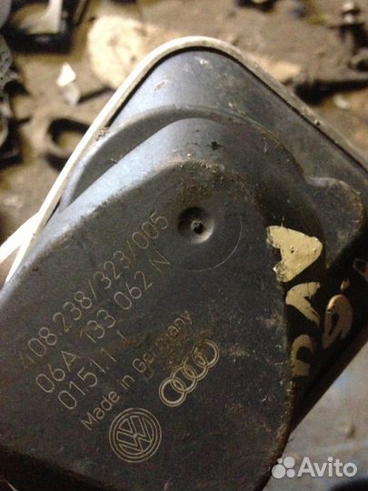 Фольксваген дросельная заслонка 06а133062n