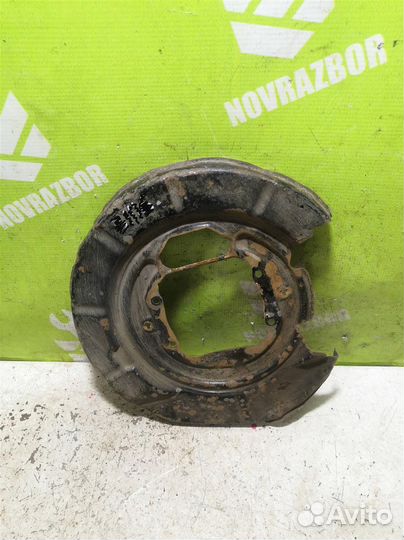 Щит опорный задний правый бмв Е39