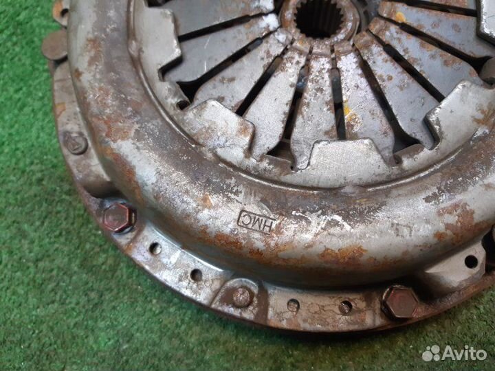 Маховик + сцепление Hyundai Elantra 3 1.6