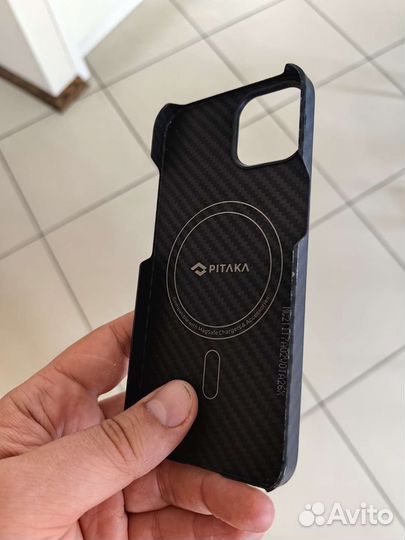 Чехол pitaca на iPhone 13