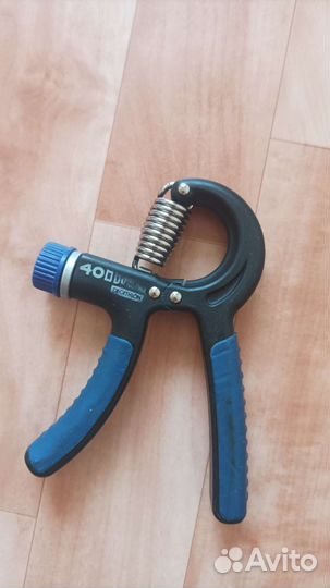 Эспандер кистевой регулируемый Decathlon