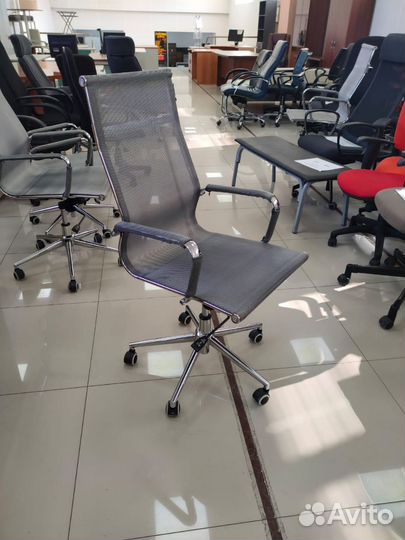 Компьютерное кресло сетка