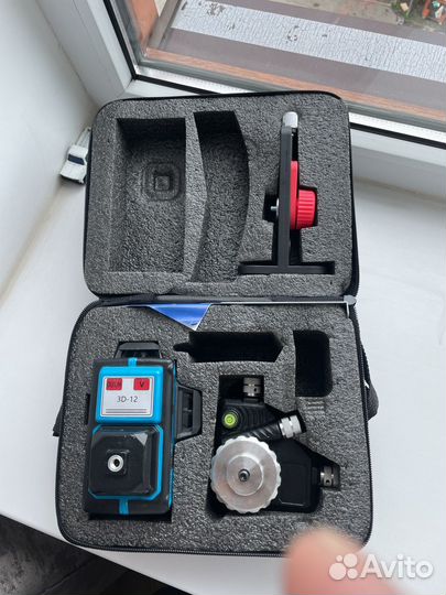 Лазерный уровень hilda 3D 12