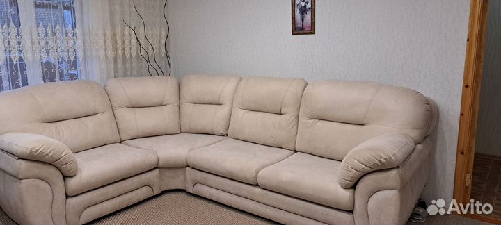 Угловой диван