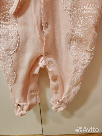 Комплект на выписку для девочки