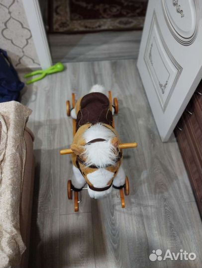 Игрушка качалка лошадь