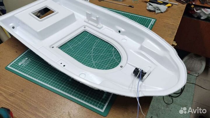 Карповый кораблик