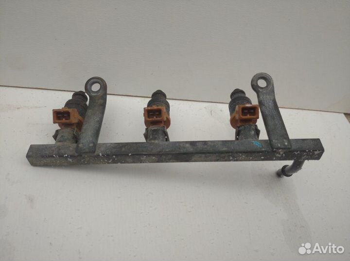 Топливная рампа с форсунками Daewoo Matiz M150